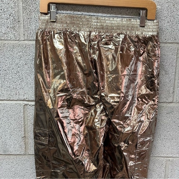 New Victoria Sport Metallic Active Set - Picture 8 of 13